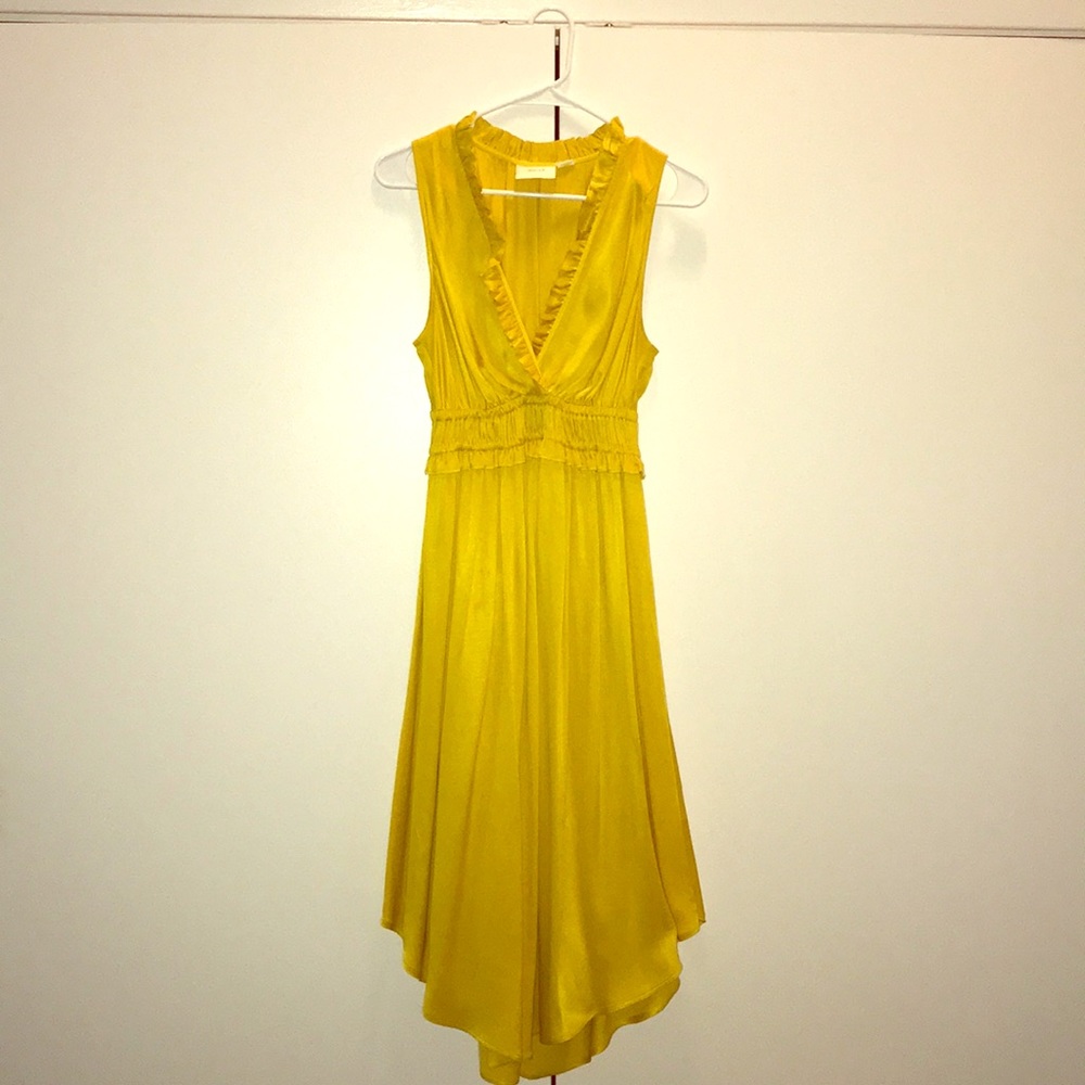 Yellow Anthropologie dress 💛